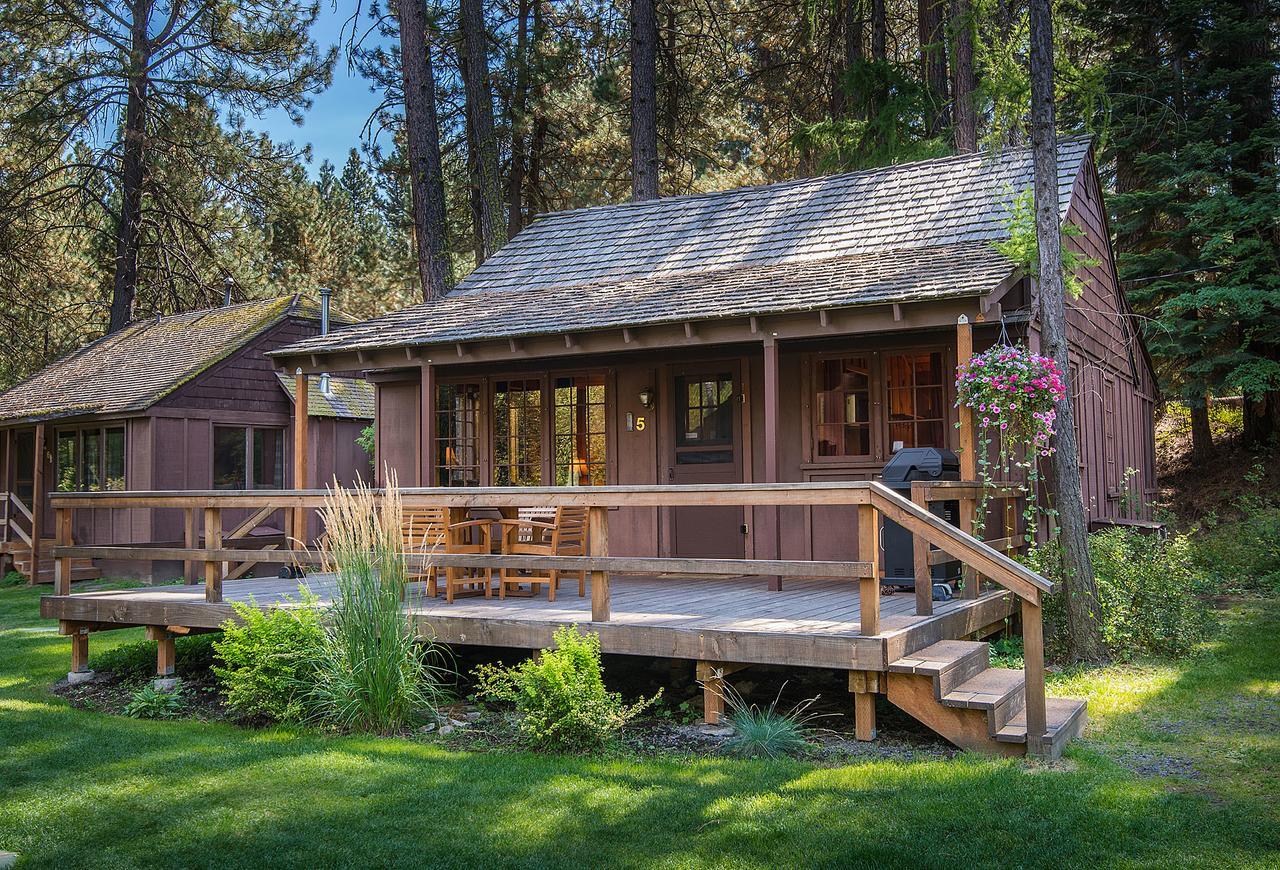 بيند Lake Creek Lodge المظهر الخارجي الصورة